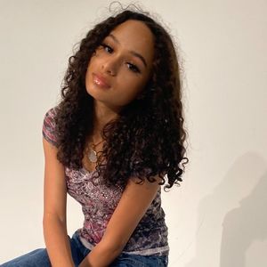 Meet your Posher, Ariana